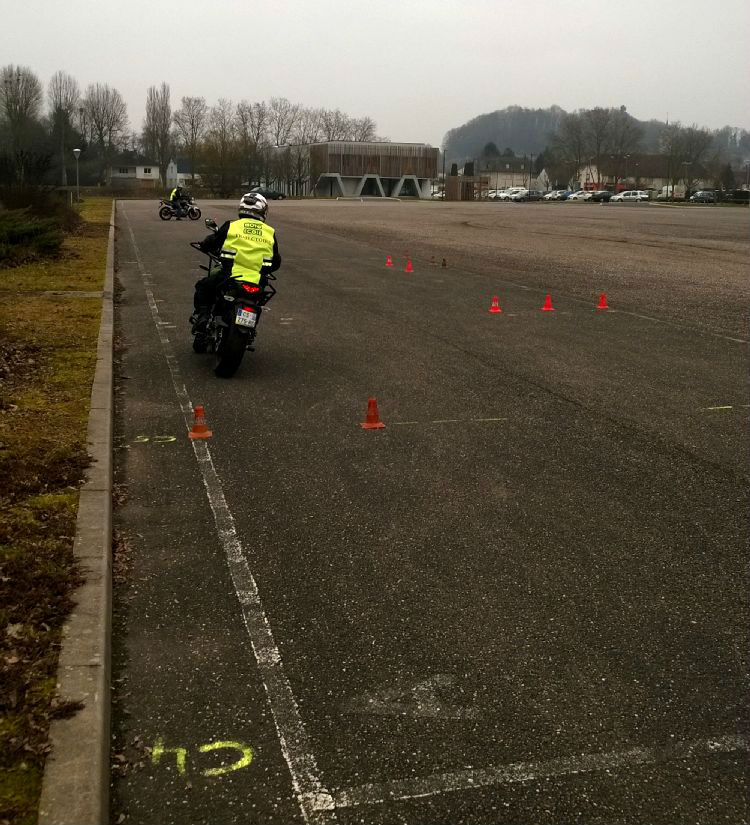 PLUIE PISTE MOTO JUSSEY, SCEY SUR SAONE, VESOUL, PERMIS MOTO