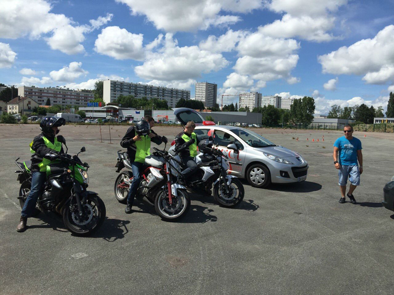 MONITEUR AUTO ECOLE MOTARD, A VESOUL, SCEY SUR SAONE, JUSSEY...