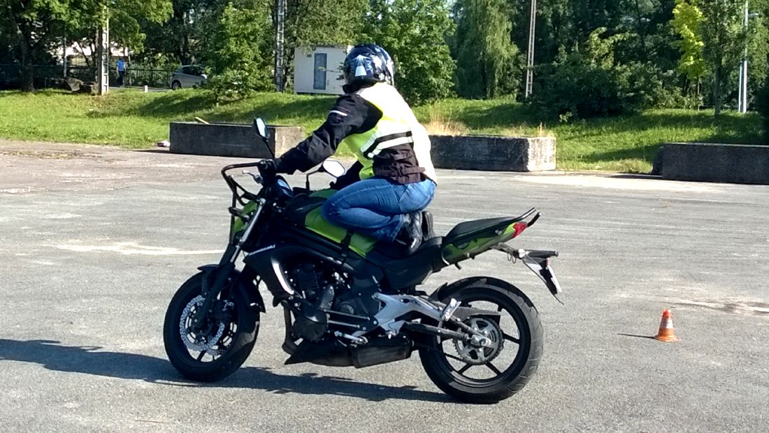 Moto-école Carrey à Vesoul repris par Trajectoire motard moniteur passionné de deux roues