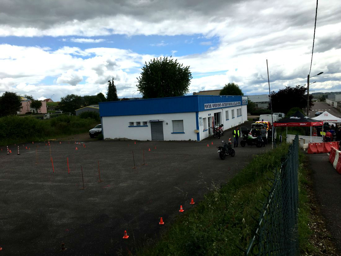 ECOLE DE CONDUITE CARREY, MOTO , TRAJECTOIRE, PREFECTURE DE HAUTE SAONE VESOUL